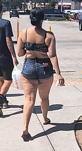 Latinas Chunky Ass Busting Out Jean Shorts Forum