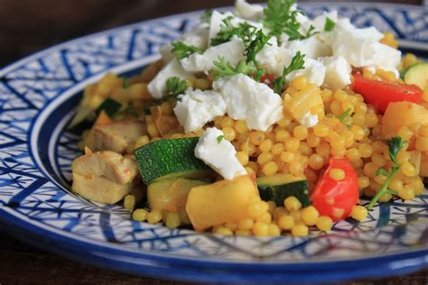 Parelcouscous Met Kip Courgette En Feta Foodinista