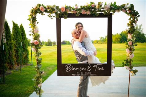 Inexpensive Wedding Photo Booth Alternatives We Love Mike Staff