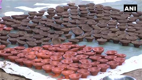 This Diwali Try Cow Dung Diyas Eco Friendly Alternative To Earthen