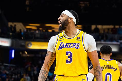 Anthony Davis Le Pilier Défensif Des Lakers • Basket Usa