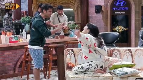 Bigg Boss Update Coffee Ko Lekar Aishwarya Aur Khanzaadi Ke Bich