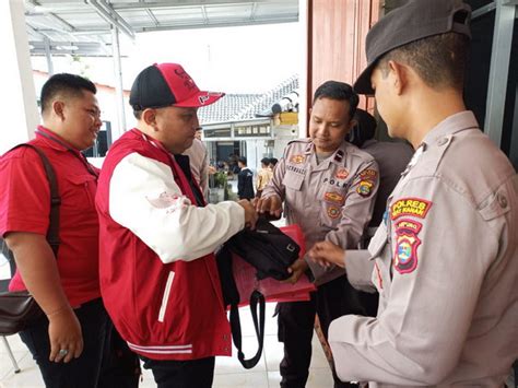 Tni Polri Lakukan Pengamanan Rapat Pleno Rekapitulasi Hasil Pemilu