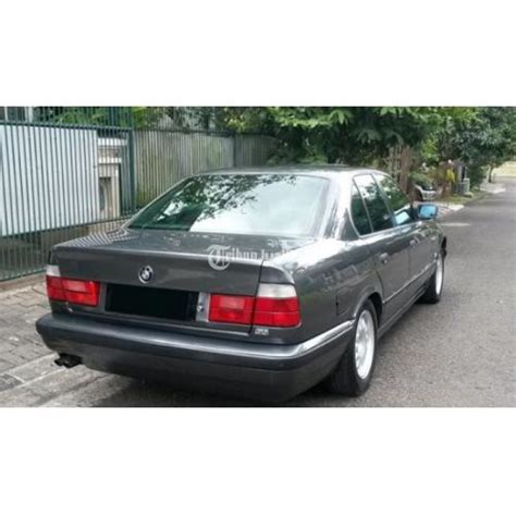 Mobil Sedan Bekas Murah BMW 520i E34 M50 AT 1991 Sunroof Mulus Siap