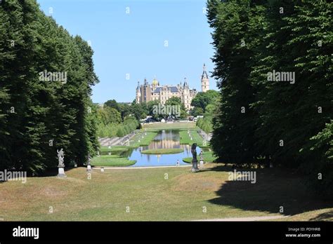 Schwerin Castle And Gardens Stock Photo Alamy