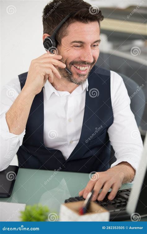 Sideways Portrait Male In Office Stock Image Image Of Glasses