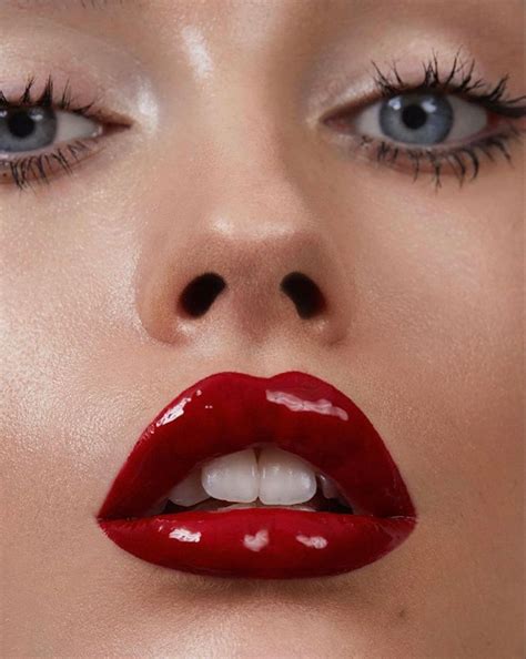 Pin By Michaela On Beauty Beautiful Teeth Lips Photo Lipstick