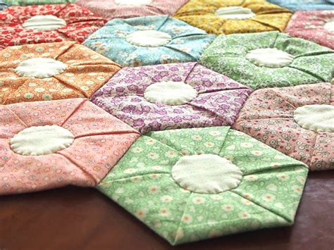 Hexagon Quilt Sewing Pattern Unique Fabric Folding Method Quilt As