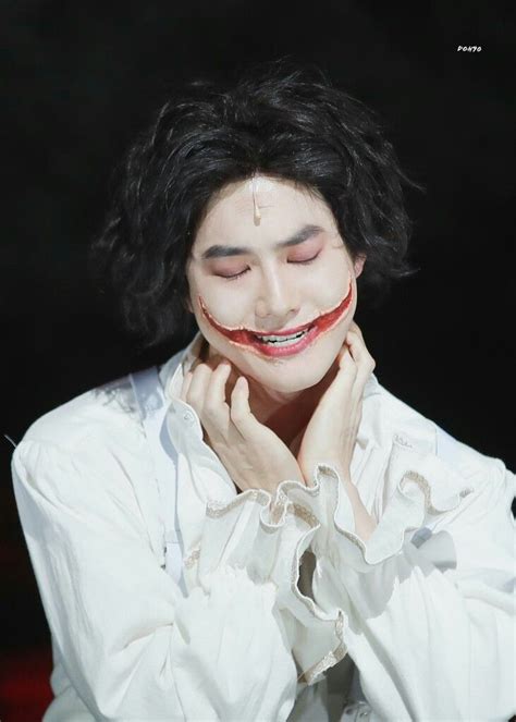 Pin By On Suho The Man Who Laughs Suho Kim Junmyeon