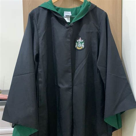 Authentic Hogwarts Robe (Slytherin) from Harry Potter, Women's Fashion ...