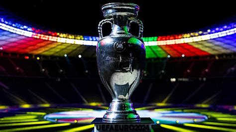 La Uefa Prepara El Sorteo De La Eurocopa Mundotv Eurocopa F Tbol