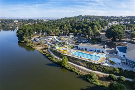 Camping Au Bocage Du Lac Jugon Les Lacs Bretagna