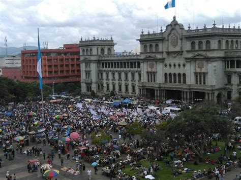 Organizaciones Campesinas Protestan En La Capital