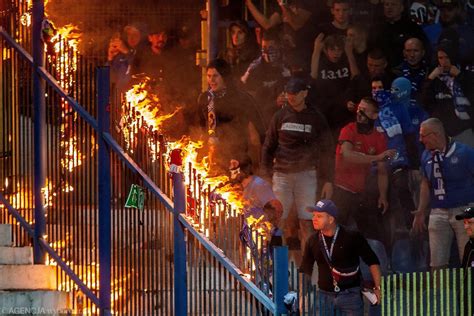 Ruch Chorz W I Stowarzyszenia Kibic W Niebieskich Po Zadymie Podczas