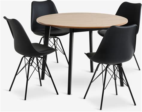 Jegind Tafel Eiken Zwart Klarup Stoelen Zwart Jysk