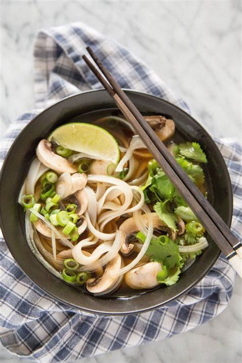 Recipe: Vegetarian Pho (Vietnamese Noodle Soup) | Recipe | Vegetarian recipes dinner, Vegetarian ...