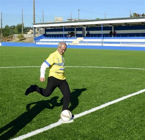 Clube Desportivo De Ponte Inaugura O Relvado Sintetico