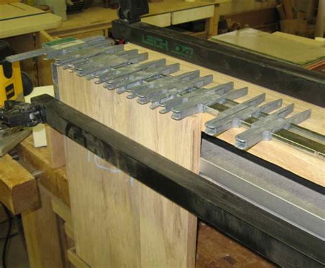 Dovetail Jigs Leigh Jig Reviewed Wood Joinery Cutting Dovetails