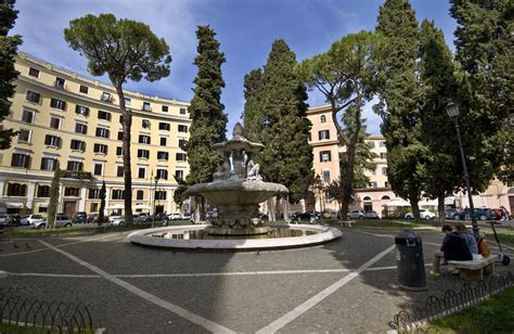 Piazza Dei Quiriti Fontana Claudio Frizzoni Flickr