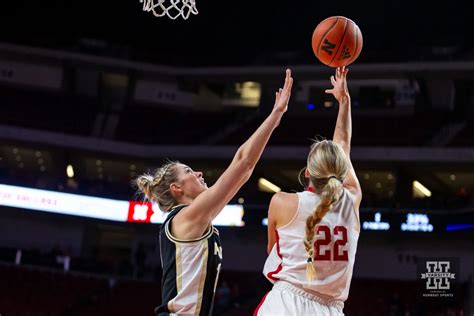 Nebraska Women S Basketball Gets Back On Track With 68 54 Win Over Purdue Hurrdat Sports