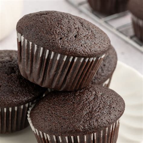 The Best Vegan Chocolate Cupcakes Moist Fluffy