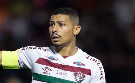 Opinião Fluminense Está Em Queda Livre No Brasileirão E Só O Título Da