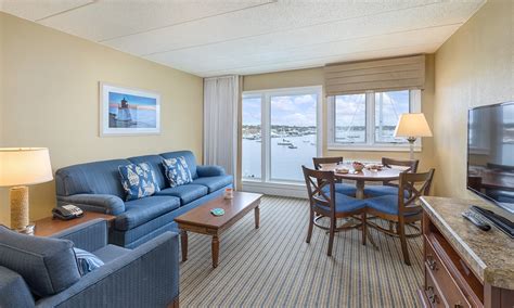 Timeshare Resorts In Newport Ri Club Wyndham Inn On Long Wharf — Club Wyndham