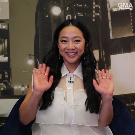 Stephanie Hsu Plays AskMeAnything From Her First Oscar Nomination To