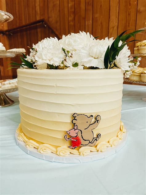 Winnie the Pooh Baby Shower Cake | Baby shower cakes, Winnie the pooh ...