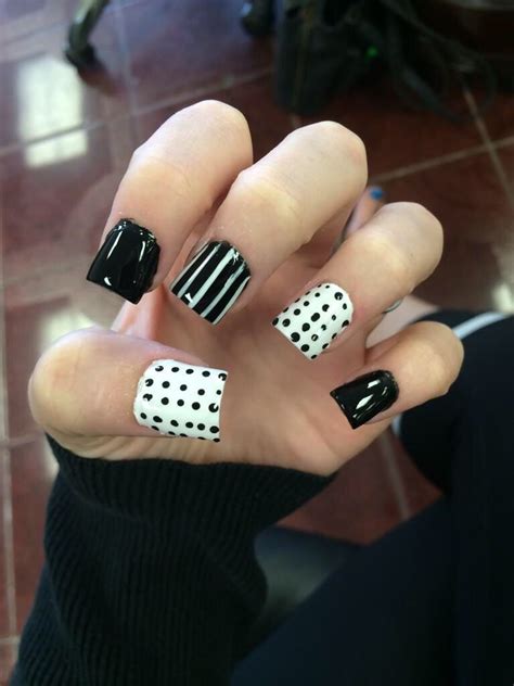 Nails Blackandwhite Strips Polkadots Nails Usb Flash Drive