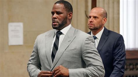 R Kelly Sex Trafficking Trial What To Know And Expect