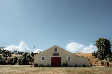 Spring Grove Drill Hall — Think Visual New Zealand Wedding Photographer