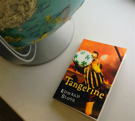 Weekend Read Tangerine