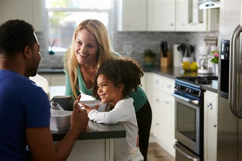 Por qué es importante la comunicación en familia Eres Mamá