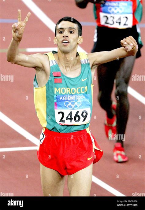 Hicham El Guerrouj Morocco Celebrates Banque D Image Et Photos Alamy