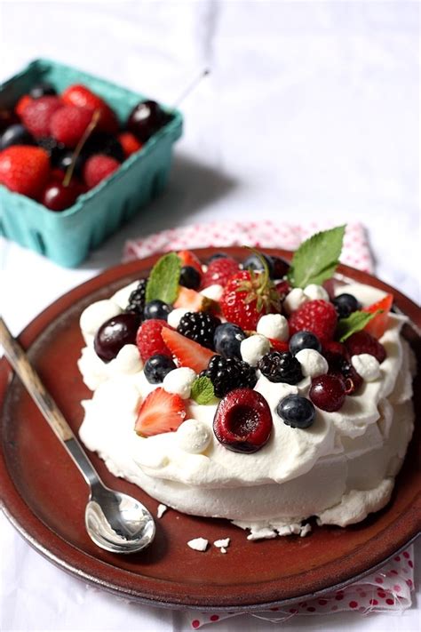 Pavlova Aux Fruits Rouges