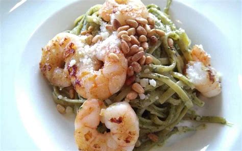 Linguine Con Pesto E Gamberi La Combo Bizzarra Dal Sapore Sorprendente