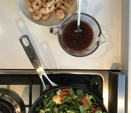 Honey Garlic Prawn Stir Fry Bunch