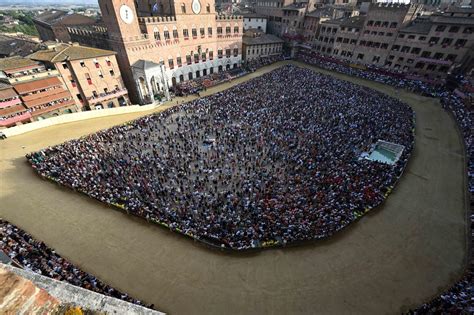 Palio Siena Vince Contrada Selva Con Fantino Tittia Da Record Lapresse