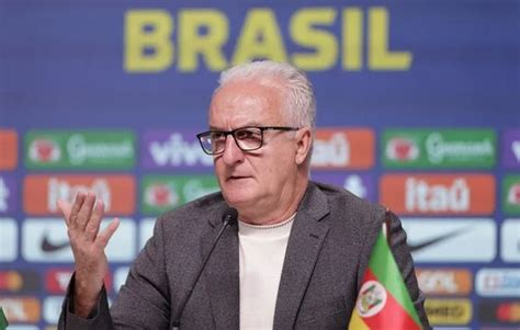 Dorival J Nior Convoca Sele O Brasileira Evanilson Alisson E