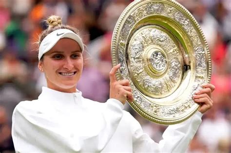 Marketa Vondrousova nouvelle reine de Wimbledon Je n ai jamais rêvé