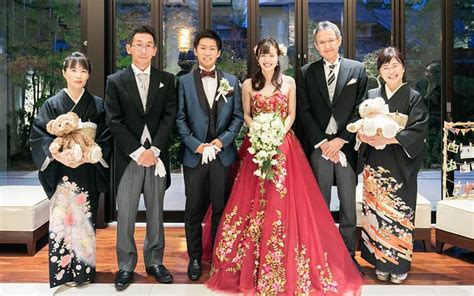 結婚式の両親の服装は？選び方はトータルバランスがカギ！｜kiyomizu キヨミズ 京都東山｜株式会社スタイルズ