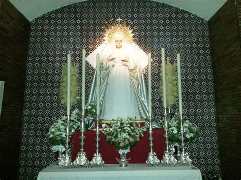 HERMANDAD SACRAMENTAL DE LA CANDELARIA MES DE MARIA OFRENDA FLORAL