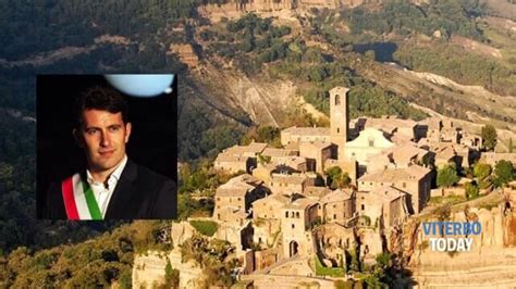 Record Di Turisti A Civita Di Bagnoregio In Mila Da Tutto Il Mondo