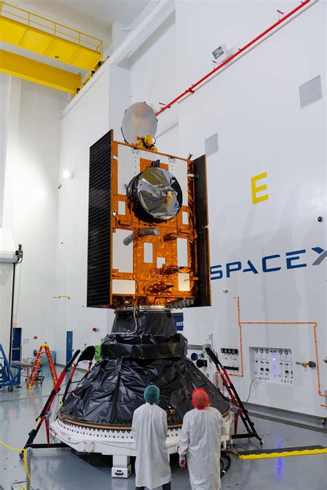 ESA Copernicus Sentinel 6 Sealed In Rocket Fairing