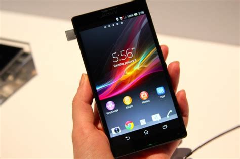 Hands On With The Sony Xperia Zl And The Xperia Z Ars Technica