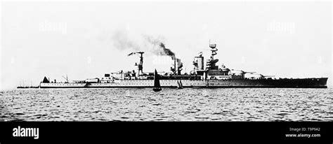 Royal Navy Hms Repulse Stock Photo Alamy