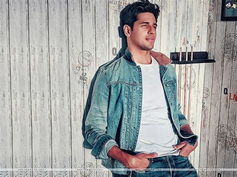 Hot Of Bollywood Stars Actors Indian Sidharth Malhotra Hd Wallpaper