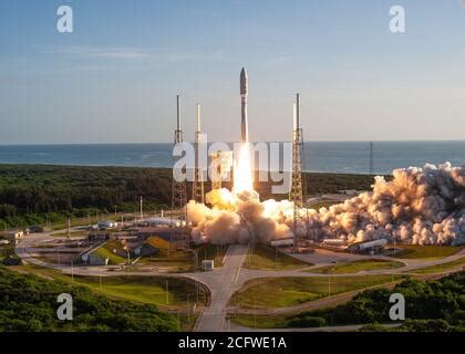 A United Launch Alliance Atlas V Rocket Lancia Da Slc Alla Cape