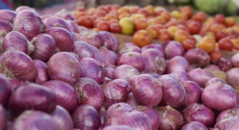 India Eases Onion Export Restrictions Approves Tonnes For Uae